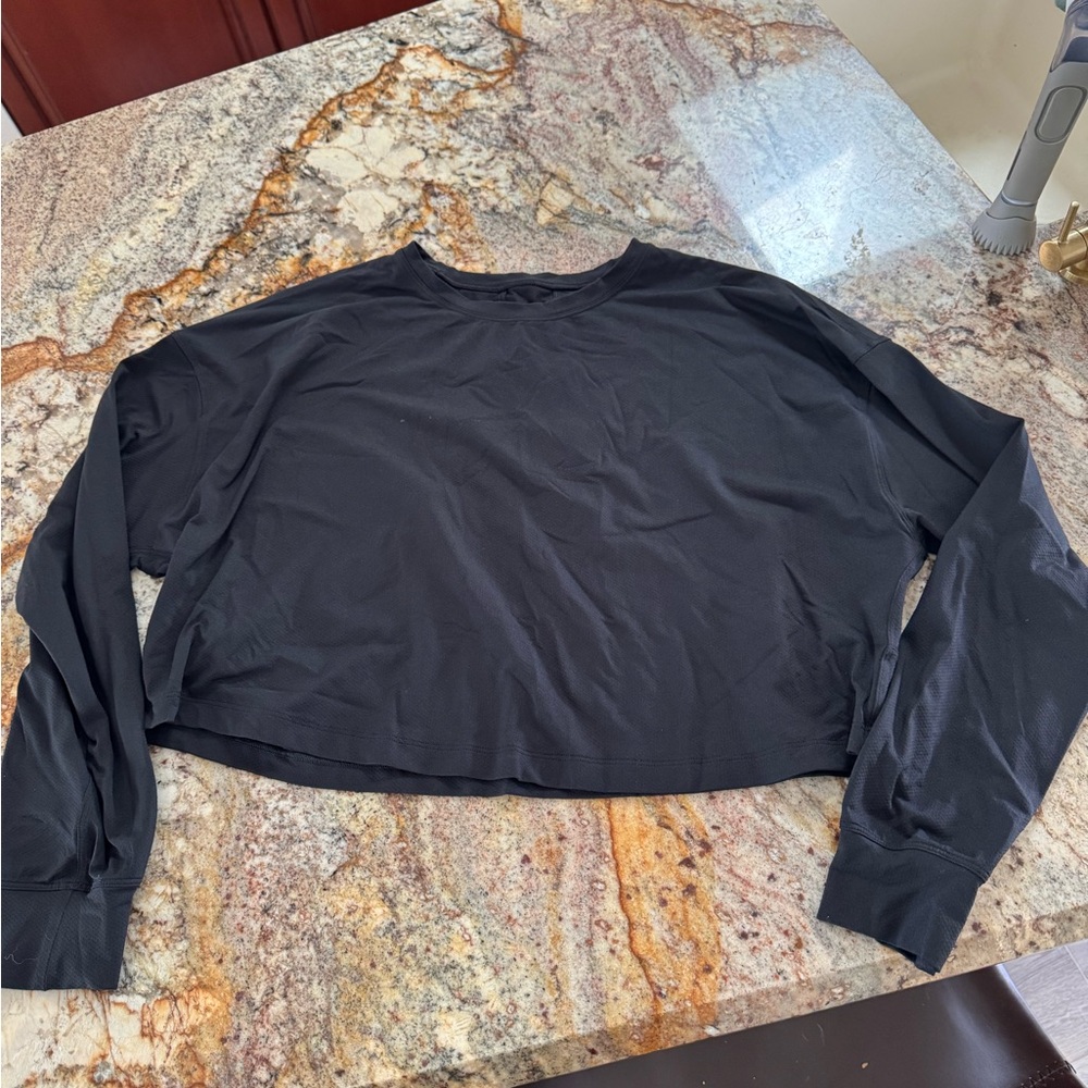 Lululemon Athletica Black Cropped abrasion resistant training top